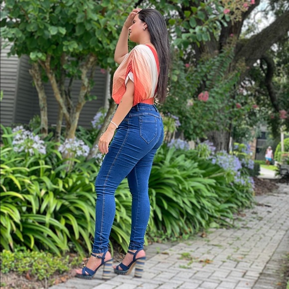 Basic Jeans - Picture 2 of 2